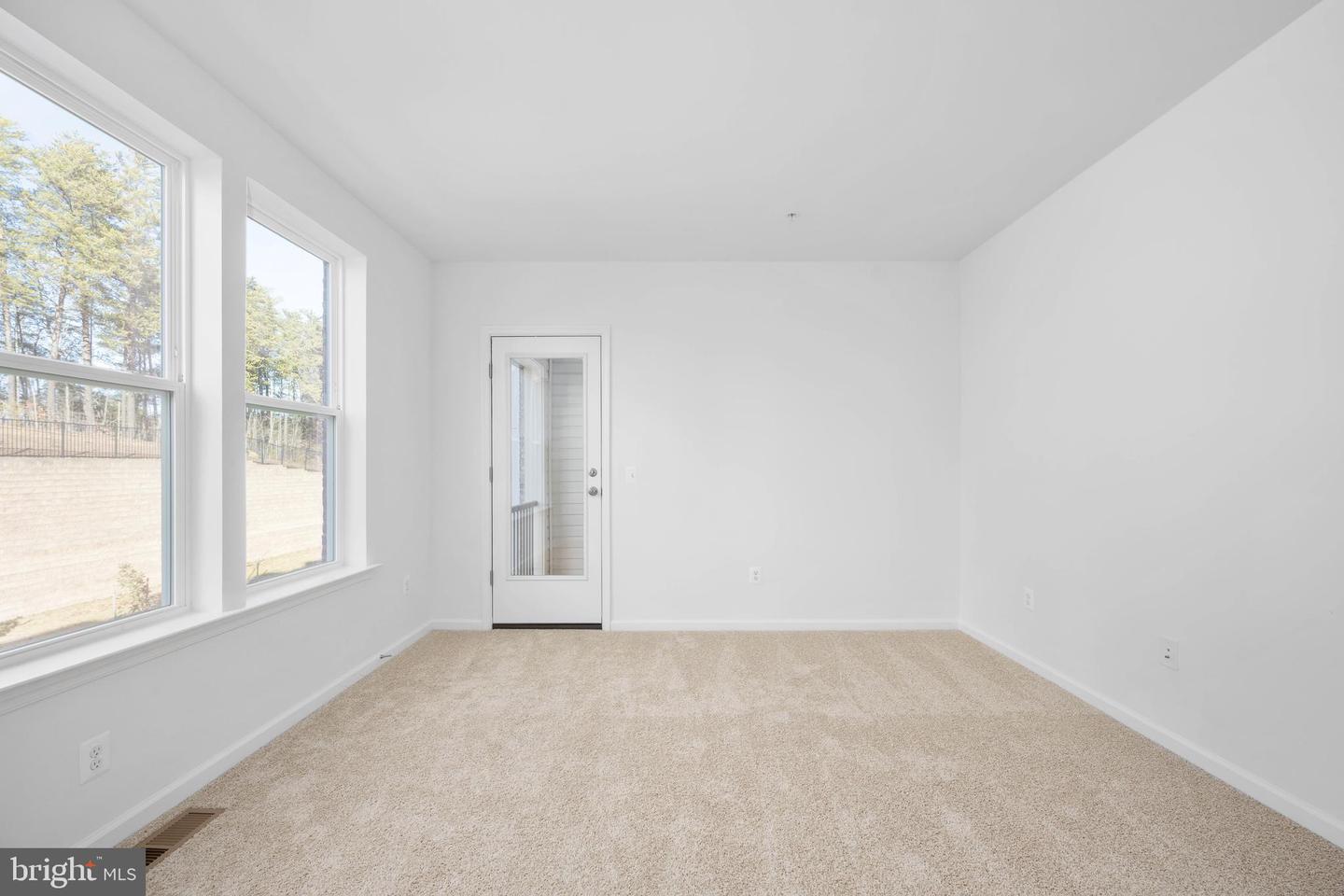 2536 NEABSCO COMMON PL, WOODBRIDGE, Virginia 22191, 2 Bedrooms Bedrooms, ,2 BathroomsBathrooms,Residential,For sale,2536 NEABSCO COMMON PL,VAPW2108664 MLS # VAPW2108664