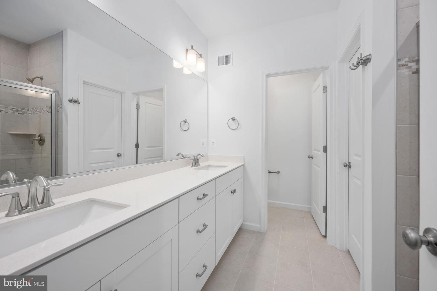 2536 NEABSCO COMMON PL, WOODBRIDGE, Virginia 22191, 2 Bedrooms Bedrooms, ,2 BathroomsBathrooms,Residential,For sale,2536 NEABSCO COMMON PL,VAPW2108664 MLS # VAPW2108664