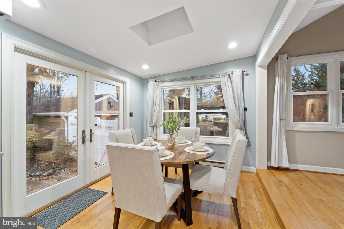 6609 WREN DR, SPRINGFIELD, Virginia 22150, 3 Bedrooms Bedrooms, ,3 BathroomsBathrooms,Residential,For sale,6609 WREN DR,VAFX2281250 MLS # VAFX2281250 6609 WREN DR, SPRINGFIELD, Virginia 22150, 3 Bedrooms Bedrooms, ,3 BathroomsBathrooms,Residential,For sale,6609 WREN DR,VAFX2281250 MLS # VAFX2281250