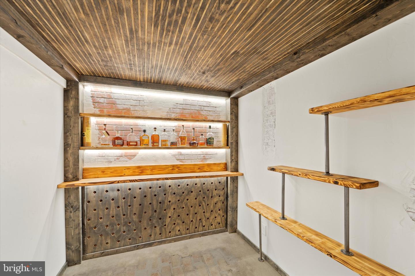 6609 WREN DR, SPRINGFIELD, Virginia 22150, 3 Bedrooms Bedrooms, ,3 BathroomsBathrooms,Residential,For sale,6609 WREN DR,VAFX2281250 MLS # VAFX2281250 6609 WREN DR, SPRINGFIELD, Virginia 22150, 3 Bedrooms Bedrooms, ,3 BathroomsBathrooms,Residential,For sale,6609 WREN DR,VAFX2281250 MLS # VAFX2281250