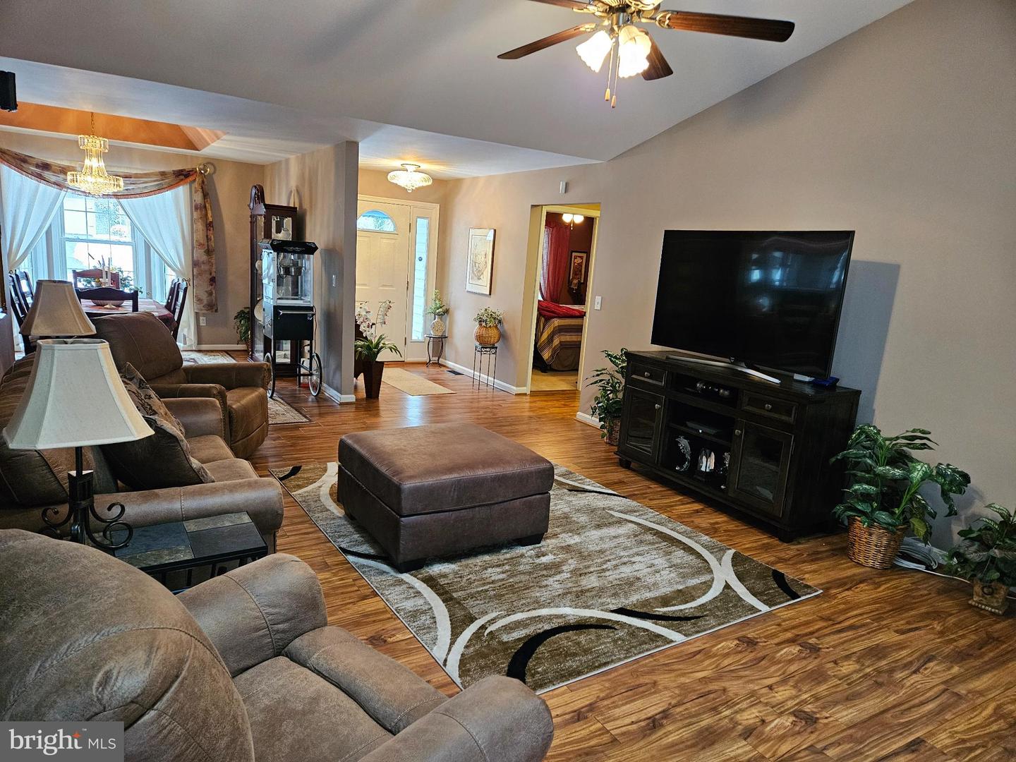 117 WILDERNESS DR, LOCUST GROVE, Virginia 22508, 3 Bedrooms Bedrooms, 6 Rooms Rooms,3 BathroomsBathrooms,Residential,For sale,117 WILDERNESS DR,VAOR2012902 MLS # VAOR2012902