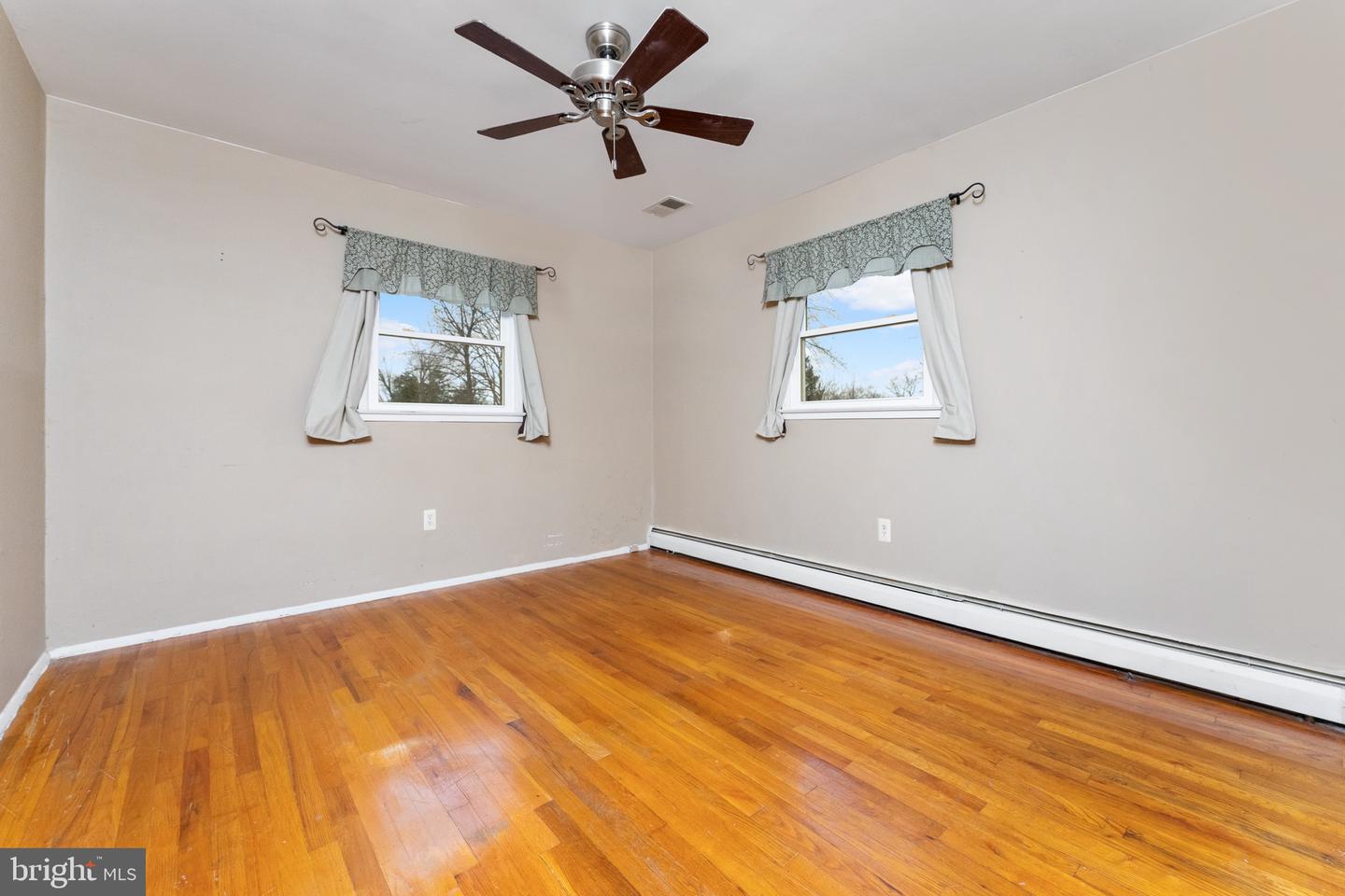 9613 KING GEORGE DR, MANASSAS, Virginia 20109, 3 Bedrooms Bedrooms, ,2 BathroomsBathrooms,Residential,For sale,9613 KING GEORGE DR,VAPW2108632 MLS # VAPW2108632 9613 KING GEORGE DR, MANASSAS, Virginia 20109, 3 Bedrooms Bedrooms, ,2 BathroomsBathrooms,Residential,For sale,9613 KING GEORGE DR,VAPW2108632 MLS # VAPW2108632