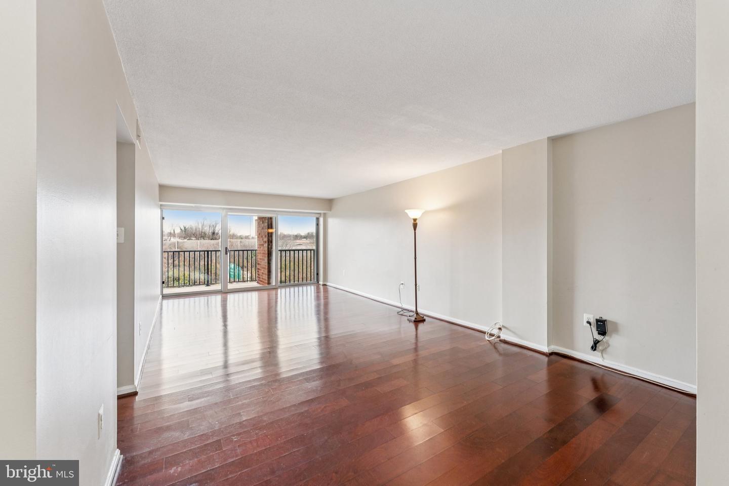 1300 ARMY NAVY DR #625, ARLINGTON, Virginia 22202, 1 Bedroom Bedrooms, ,1 BathroomBathrooms,Residential,For sale,1300 ARMY NAVY DR #625,VAAR2066624 MLS # VAAR2066624 1300 ARMY NAVY DR #625, ARLINGTON, Virginia 22202, 1 Bedroom Bedrooms, ,1 BathroomBathrooms,Residential,For sale,1300 ARMY NAVY DR #625,VAAR2066624 MLS # VAAR2066624