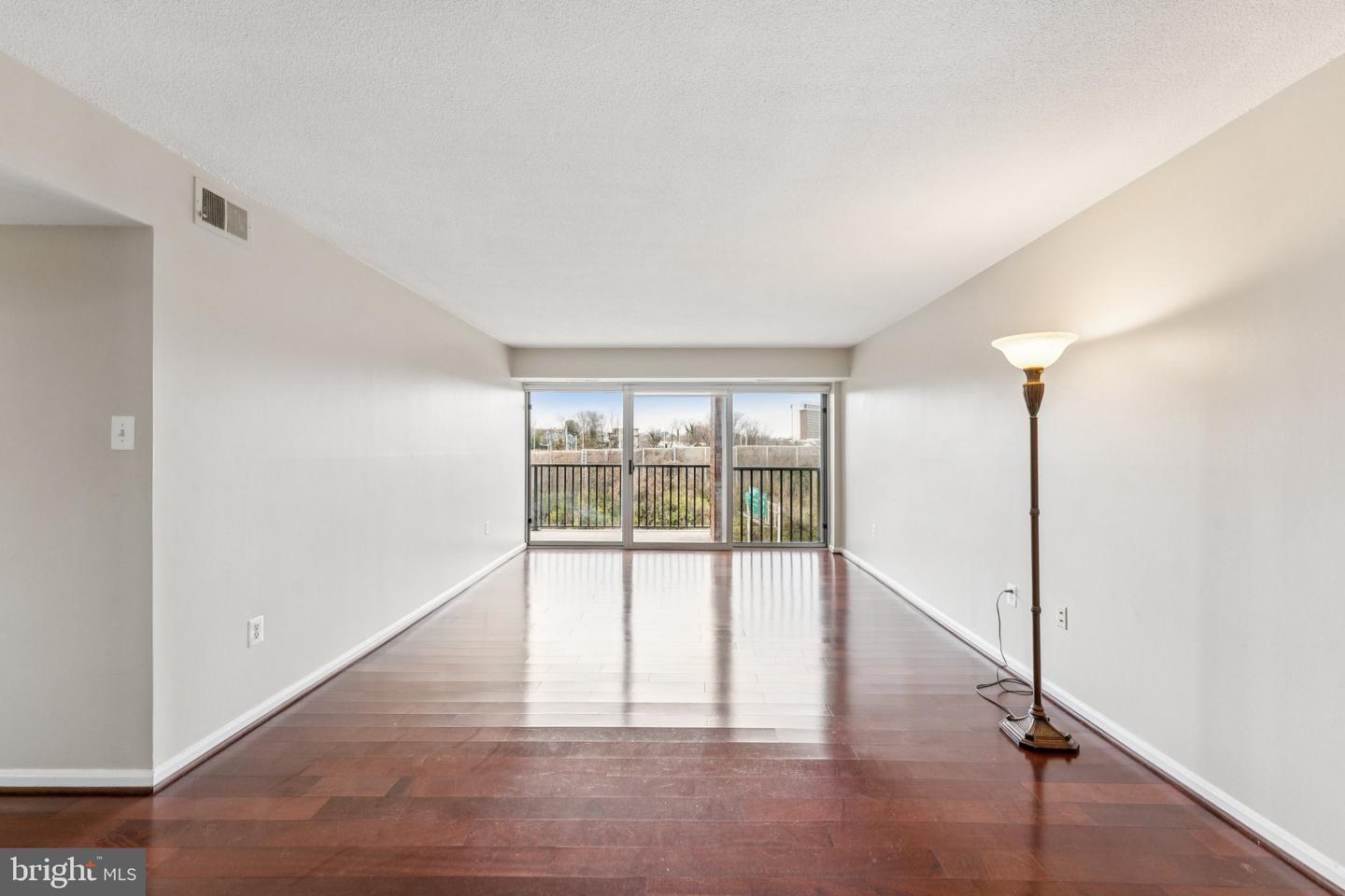 1300 ARMY NAVY DR #625, ARLINGTON, Virginia 22202, 1 Bedroom Bedrooms, ,1 BathroomBathrooms,Residential,For sale,1300 ARMY NAVY DR #625,VAAR2066624 MLS # VAAR2066624 1300 ARMY NAVY DR #625, ARLINGTON, Virginia 22202, 1 Bedroom Bedrooms, ,1 BathroomBathrooms,Residential,For sale,1300 ARMY NAVY DR #625,VAAR2066624 MLS # VAAR2066624