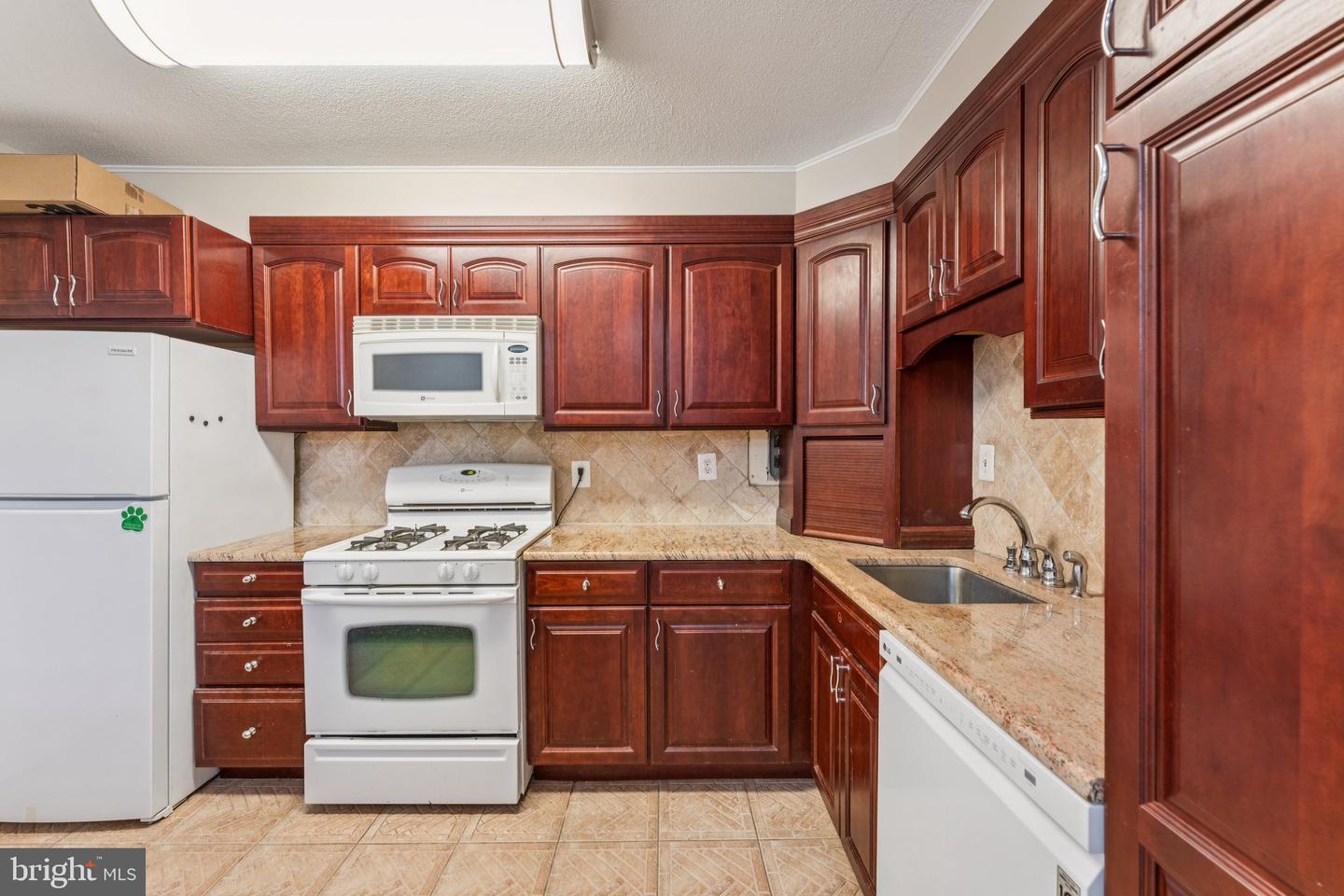 1300 ARMY NAVY DR #625, ARLINGTON, Virginia 22202, 1 Bedroom Bedrooms, ,1 BathroomBathrooms,Residential,For sale,1300 ARMY NAVY DR #625,VAAR2066624 MLS # VAAR2066624 1300 ARMY NAVY DR #625, ARLINGTON, Virginia 22202, 1 Bedroom Bedrooms, ,1 BathroomBathrooms,Residential,For sale,1300 ARMY NAVY DR #625,VAAR2066624 MLS # VAAR2066624