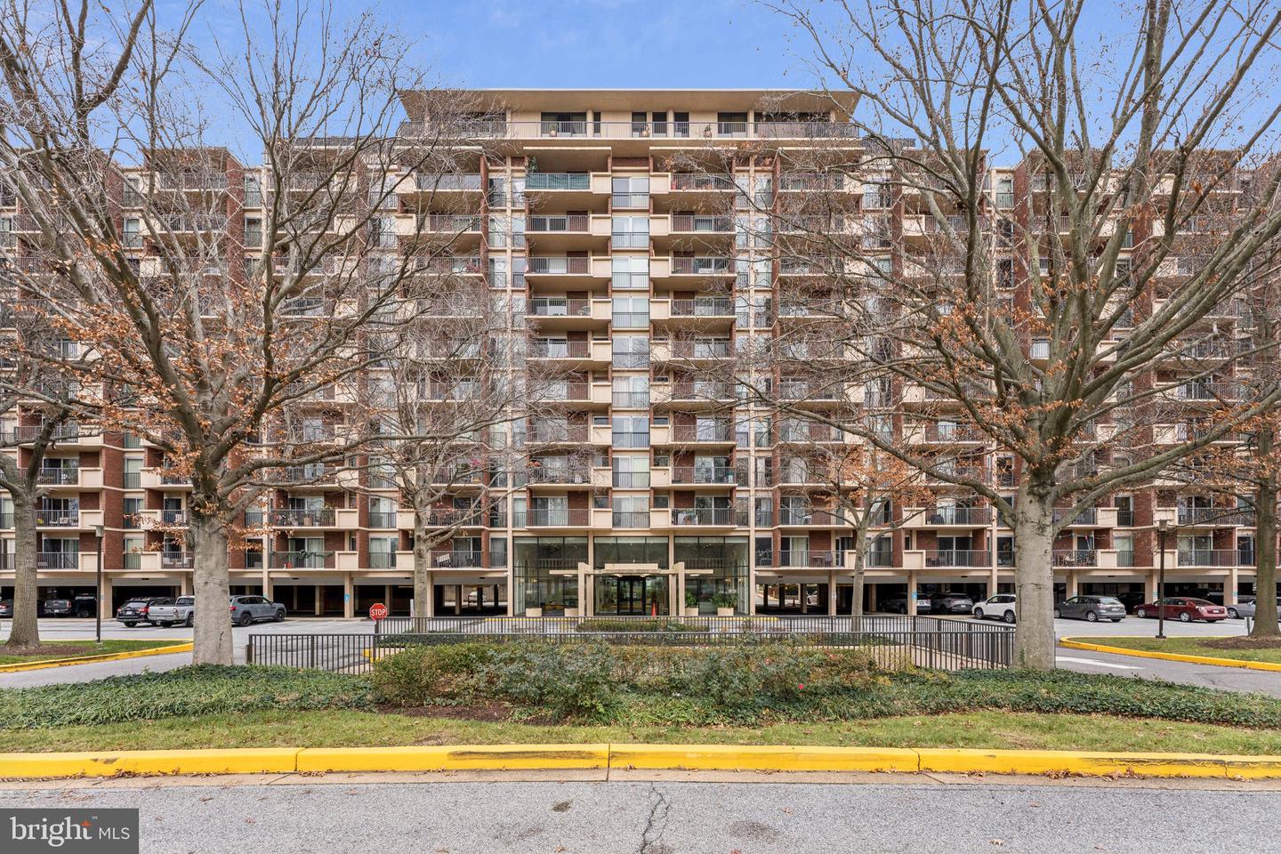 1300 ARMY NAVY DR #625, ARLINGTON, Virginia 22202, 1 Bedroom Bedrooms, ,1 BathroomBathrooms,Residential,For sale,1300 ARMY NAVY DR #625,VAAR2066624 MLS # VAAR2066624 1300 ARMY NAVY DR #625, ARLINGTON, Virginia 22202, 1 Bedroom Bedrooms, ,1 BathroomBathrooms,Residential,For sale,1300 ARMY NAVY DR #625,VAAR2066624 MLS # VAAR2066624