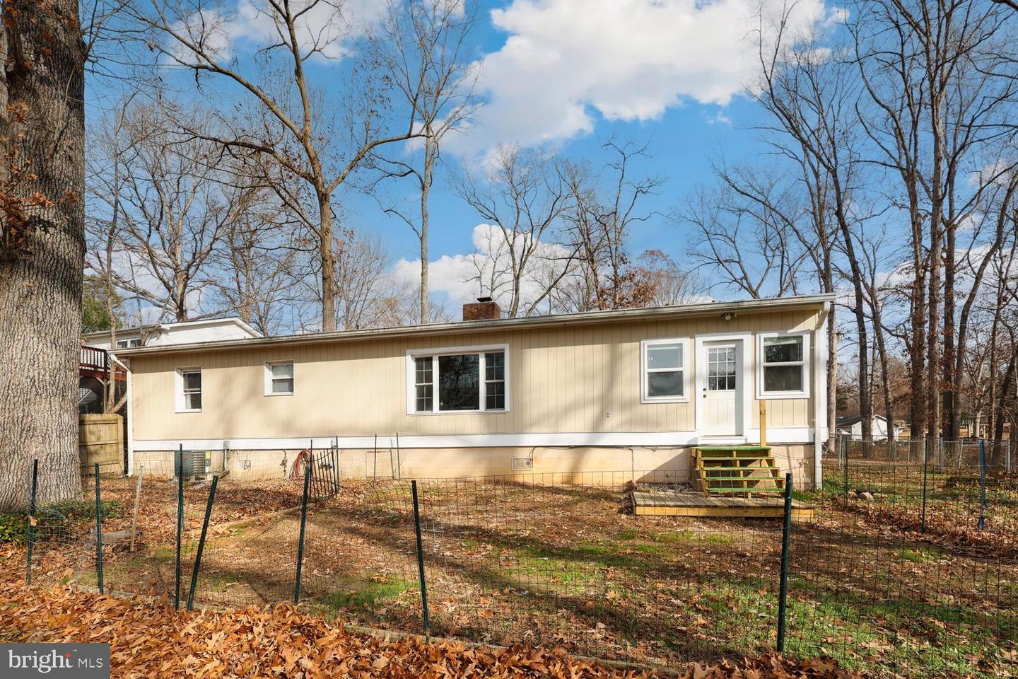 1138 LAKEVIEW DR, STAFFORD, Virginia 22556, 3 Bedrooms Bedrooms, ,1 BathroomBathrooms,Residential,For sale,1138 LAKEVIEW DR,VAST2044560 MLS # VAST2044560 1138 LAKEVIEW DR, STAFFORD, Virginia 22556, 3 Bedrooms Bedrooms, ,1 BathroomBathrooms,Residential,For sale,1138 LAKEVIEW DR,VAST2044560 MLS # VAST2044560