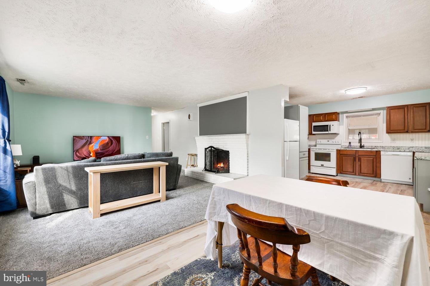 1138 LAKEVIEW DR, STAFFORD, Virginia 22556, 3 Bedrooms Bedrooms, ,1 BathroomBathrooms,Residential,For sale,1138 LAKEVIEW DR,VAST2044560 MLS # VAST2044560 1138 LAKEVIEW DR, STAFFORD, Virginia 22556, 3 Bedrooms Bedrooms, ,1 BathroomBathrooms,Residential,For sale,1138 LAKEVIEW DR,VAST2044560 MLS # VAST2044560