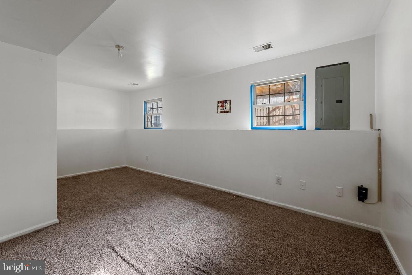 8501 CHARNWOOD CT, MANASSAS, Virginia 20111, 3 Bedrooms Bedrooms, ,2 BathroomsBathrooms,Residential,For sale,8501 CHARNWOOD CT,VAPW2108700 MLS # VAPW2108700