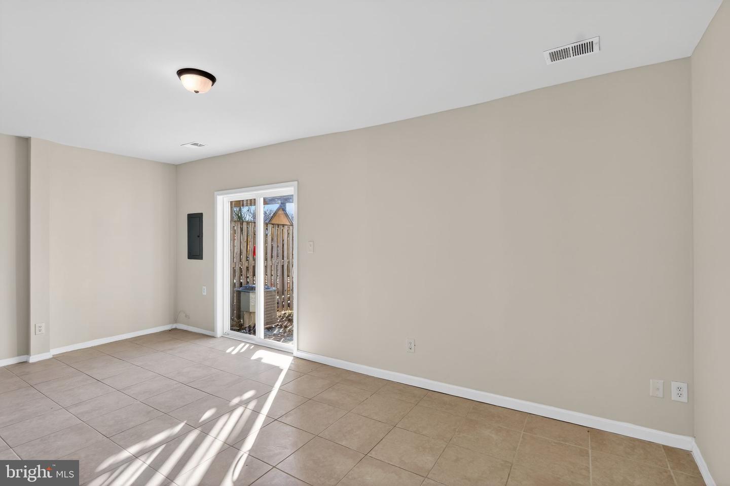 1973 PARTREE CT, WOODBRIDGE, Virginia 22191, 3 Bedrooms Bedrooms, ,2 BathroomsBathrooms,Residential,For sale,1973 PARTREE CT,VAPW2108704 MLS # VAPW2108704