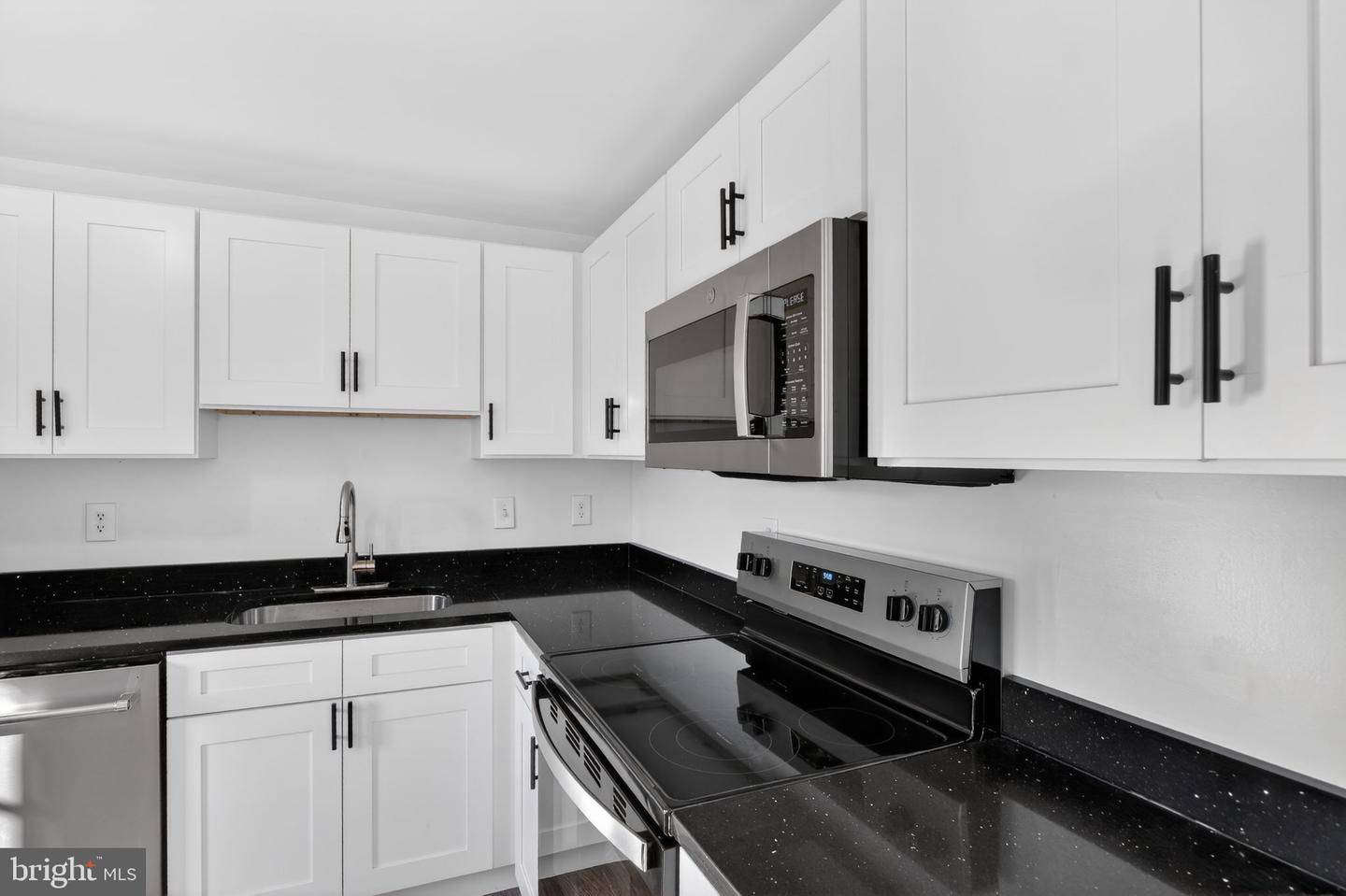 1973 PARTREE CT, WOODBRIDGE, Virginia 22191, 3 Bedrooms Bedrooms, ,2 BathroomsBathrooms,Residential,For sale,1973 PARTREE CT,VAPW2108704 MLS # VAPW2108704