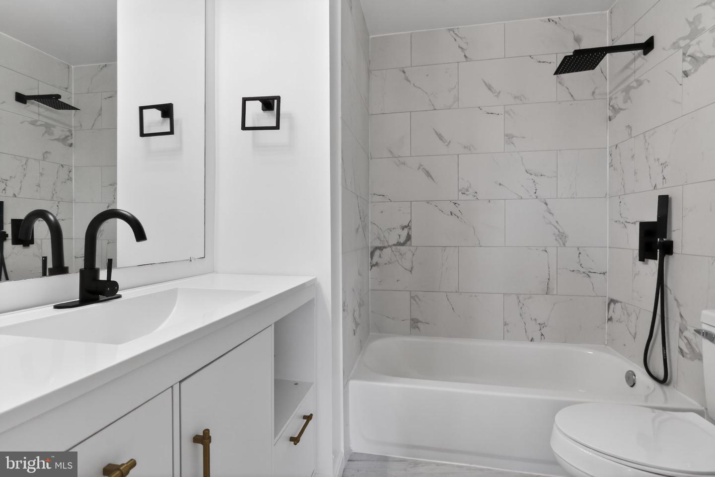 1973 PARTREE CT, WOODBRIDGE, Virginia 22191, 3 Bedrooms Bedrooms, ,2 BathroomsBathrooms,Residential,For sale,1973 PARTREE CT,VAPW2108704 MLS # VAPW2108704