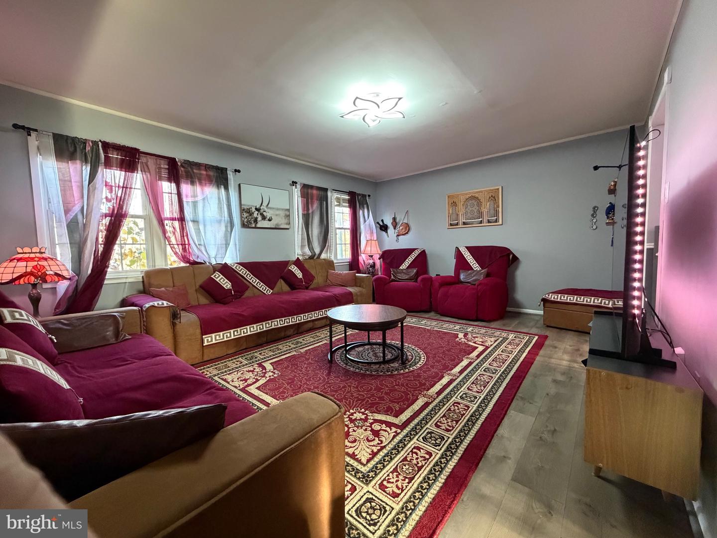 2927 PHEASANT LN, WOODBRIDGE, Virginia 22191, 4 Bedrooms Bedrooms, ,2 BathroomsBathrooms,Residential,For sale,2927 PHEASANT LN,VAPW2108718 MLS # VAPW2108718