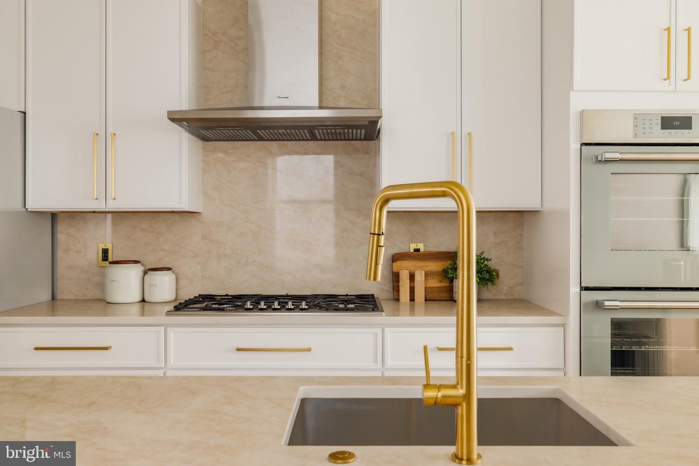 932 FRENCH ST NW, WASHINGTON, District Of Columbia 20001, 4 Bedrooms Bedrooms, ,3 BathroomsBathrooms,Residential,For sale,932 FRENCH ST NW,DCDC2234072 MLS # DCDC2234072