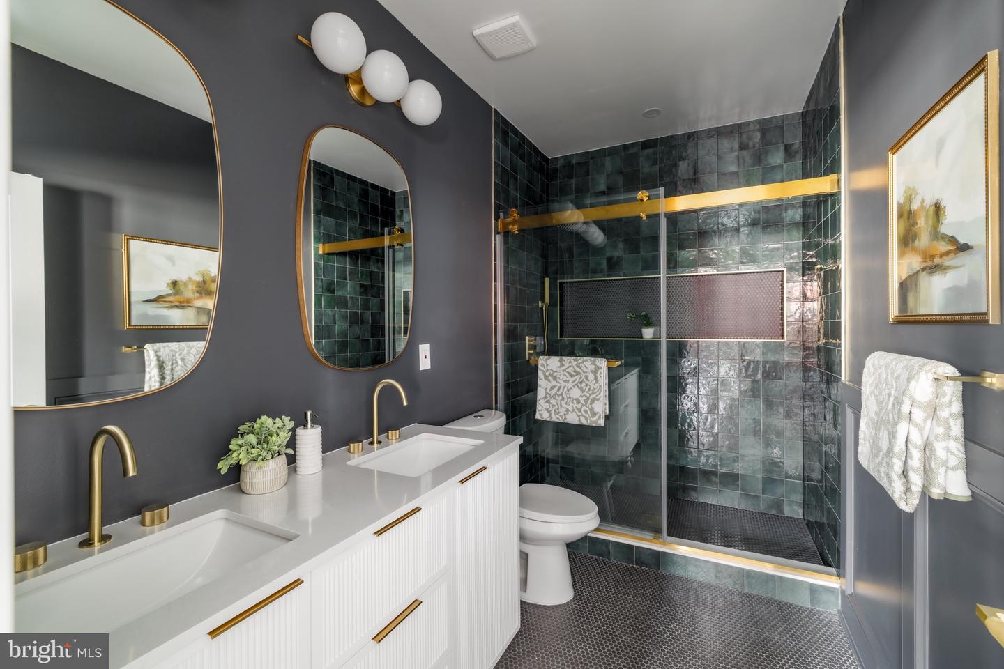 932 FRENCH ST NW, WASHINGTON, District Of Columbia 20001, 4 Bedrooms Bedrooms, ,3 BathroomsBathrooms,Residential,For sale,932 FRENCH ST NW,DCDC2234072 MLS # DCDC2234072