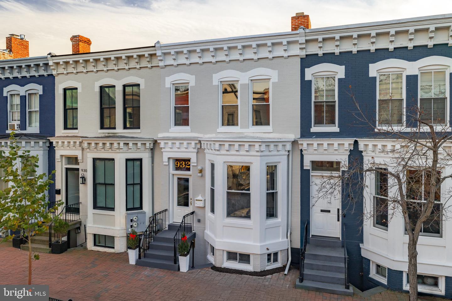 932 FRENCH ST NW, WASHINGTON, District Of Columbia 20001, 4 Bedrooms Bedrooms, ,3 BathroomsBathrooms,Residential,For sale,932 FRENCH ST NW,DCDC2234072 MLS # DCDC2234072