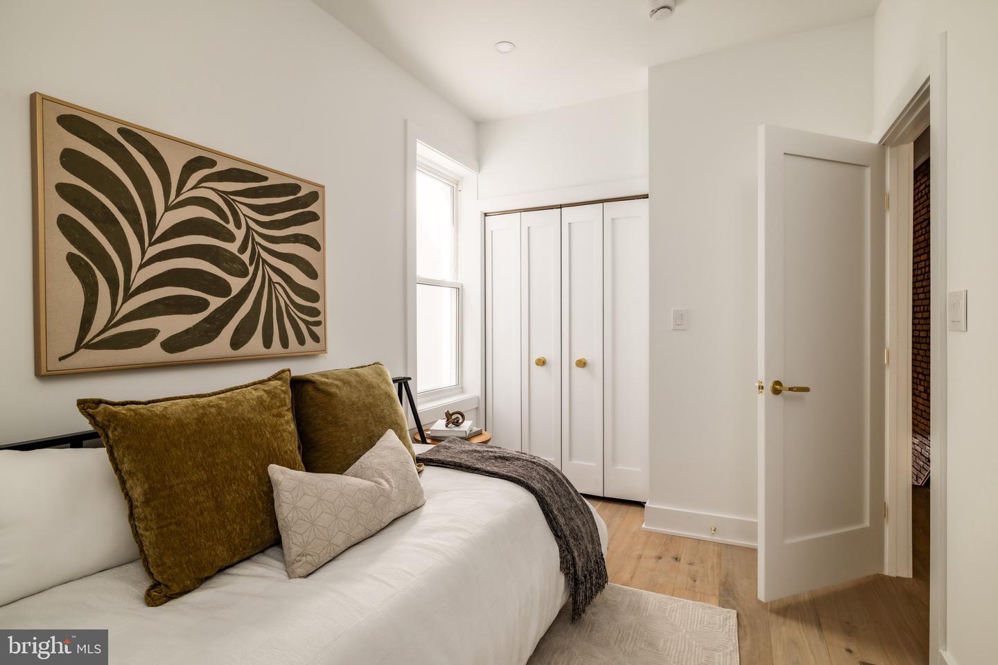 932 FRENCH ST NW, WASHINGTON, District Of Columbia 20001, 4 Bedrooms Bedrooms, ,3 BathroomsBathrooms,Residential,For sale,932 FRENCH ST NW,DCDC2234072 MLS # DCDC2234072