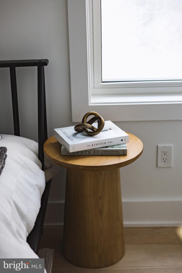 932 FRENCH ST NW, WASHINGTON, District Of Columbia 20001, 4 Bedrooms Bedrooms, ,3 BathroomsBathrooms,Residential,For sale,932 FRENCH ST NW,DCDC2234072 MLS # DCDC2234072