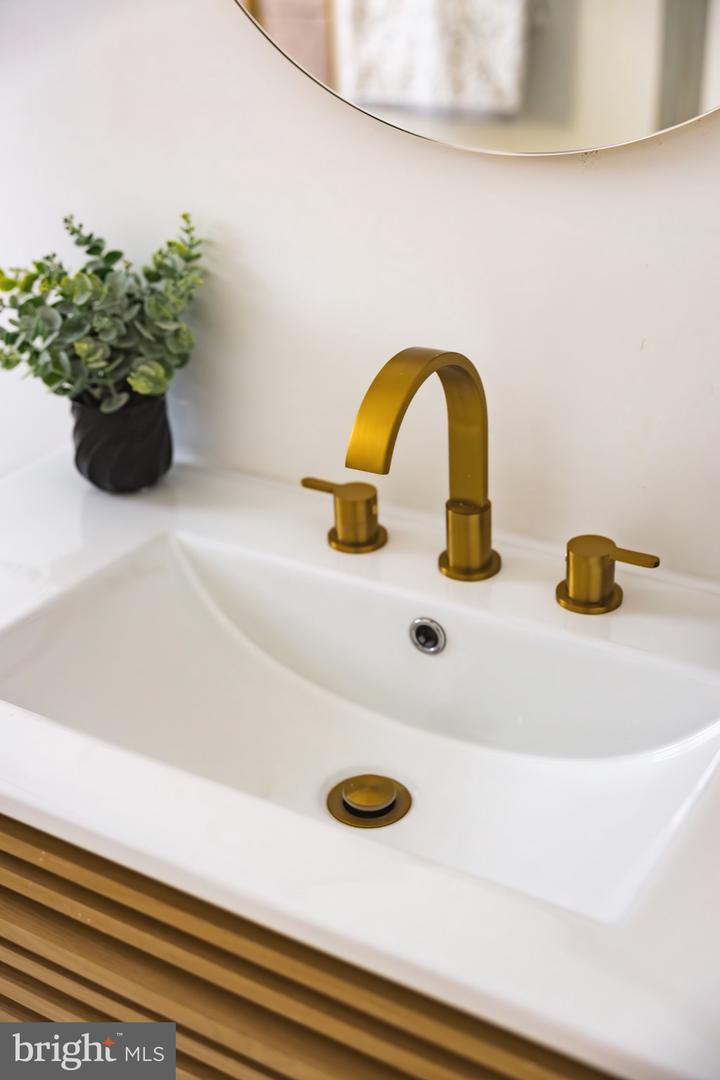 932 FRENCH ST NW, WASHINGTON, District Of Columbia 20001, 4 Bedrooms Bedrooms, ,3 BathroomsBathrooms,Residential,For sale,932 FRENCH ST NW,DCDC2234072 MLS # DCDC2234072