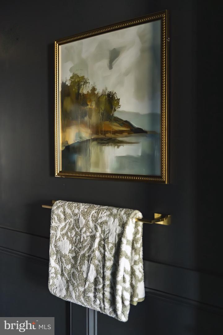 932 FRENCH ST NW, WASHINGTON, District Of Columbia 20001, 4 Bedrooms Bedrooms, ,3 BathroomsBathrooms,Residential,For sale,932 FRENCH ST NW,DCDC2234072 MLS # DCDC2234072