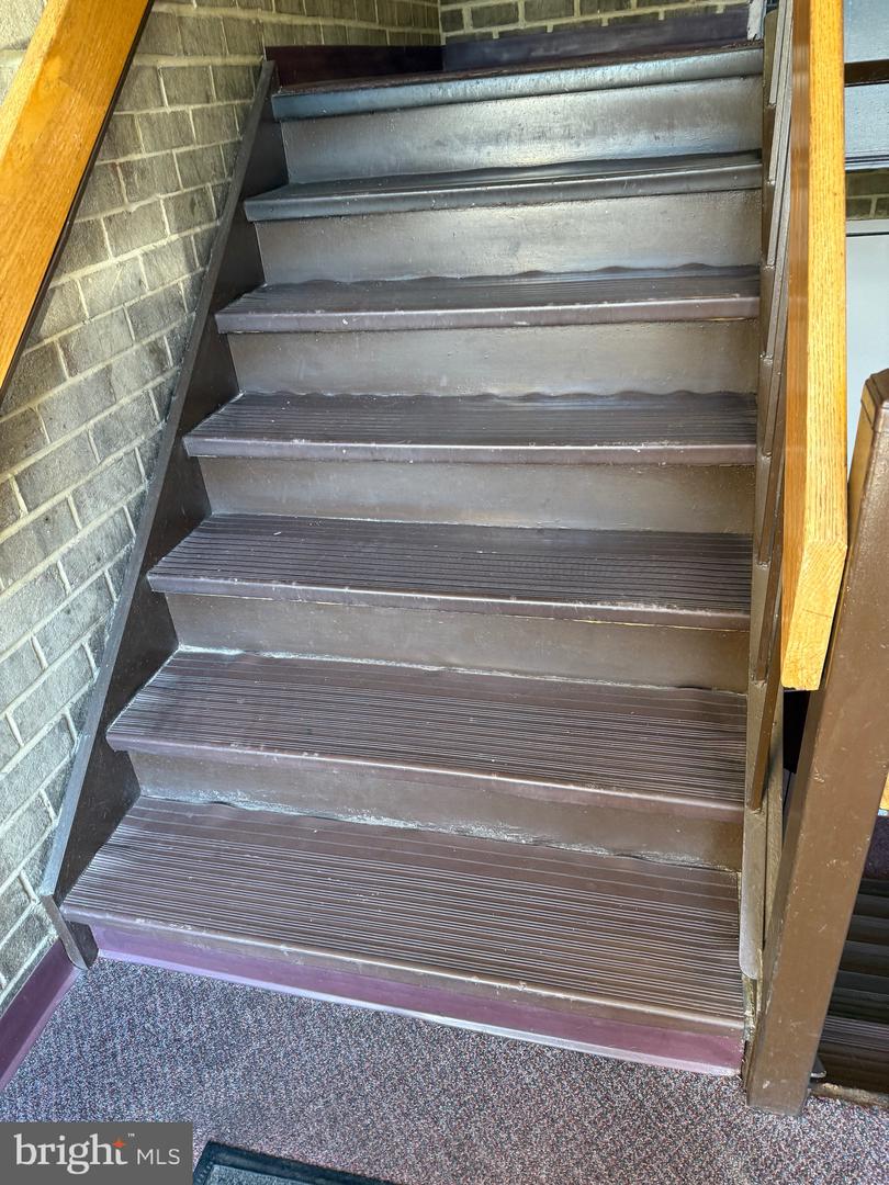 531 FLORIDA AVE #104, HERNDON, Virginia 20170, 2 Bedrooms Bedrooms, ,2 BathroomsBathrooms,Residential,For sale,531 FLORIDA AVE #104,VAFX2281718 MLS # VAFX2281718