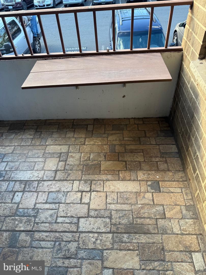 531 FLORIDA AVE #104, HERNDON, Virginia 20170, 2 Bedrooms Bedrooms, ,2 BathroomsBathrooms,Residential,For sale,531 FLORIDA AVE #104,VAFX2281718 MLS # VAFX2281718