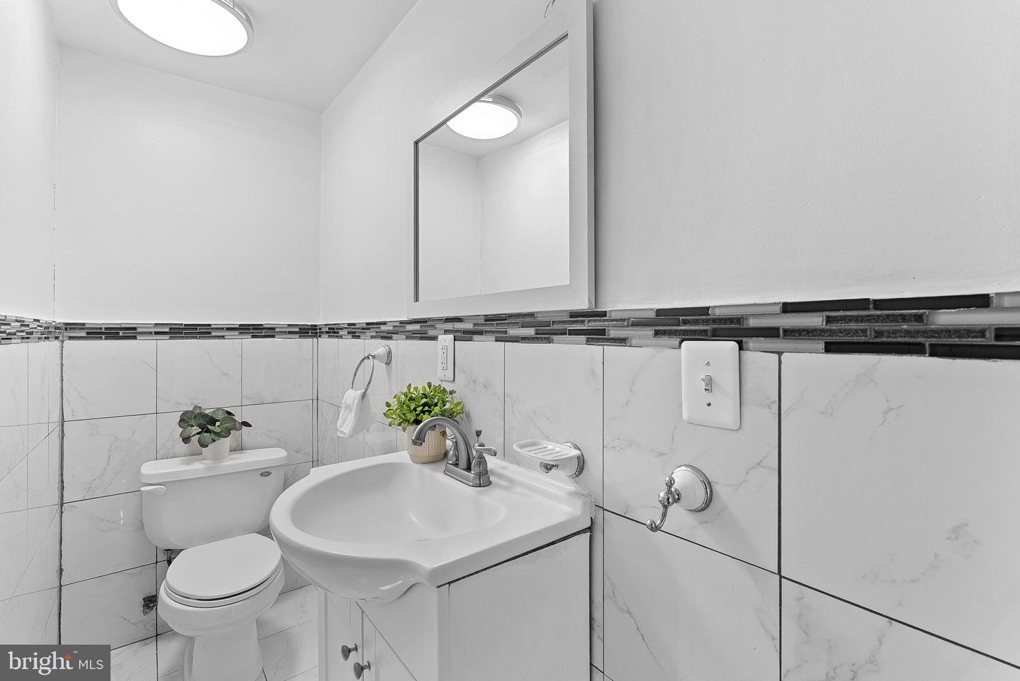 1404 MILBANK RD, WOODBRIDGE, Virginia 22191, 4 Bedrooms Bedrooms, ,3 BathroomsBathrooms,Residential,For sale,1404 MILBANK RD,VAPW2108746 MLS # VAPW2108746