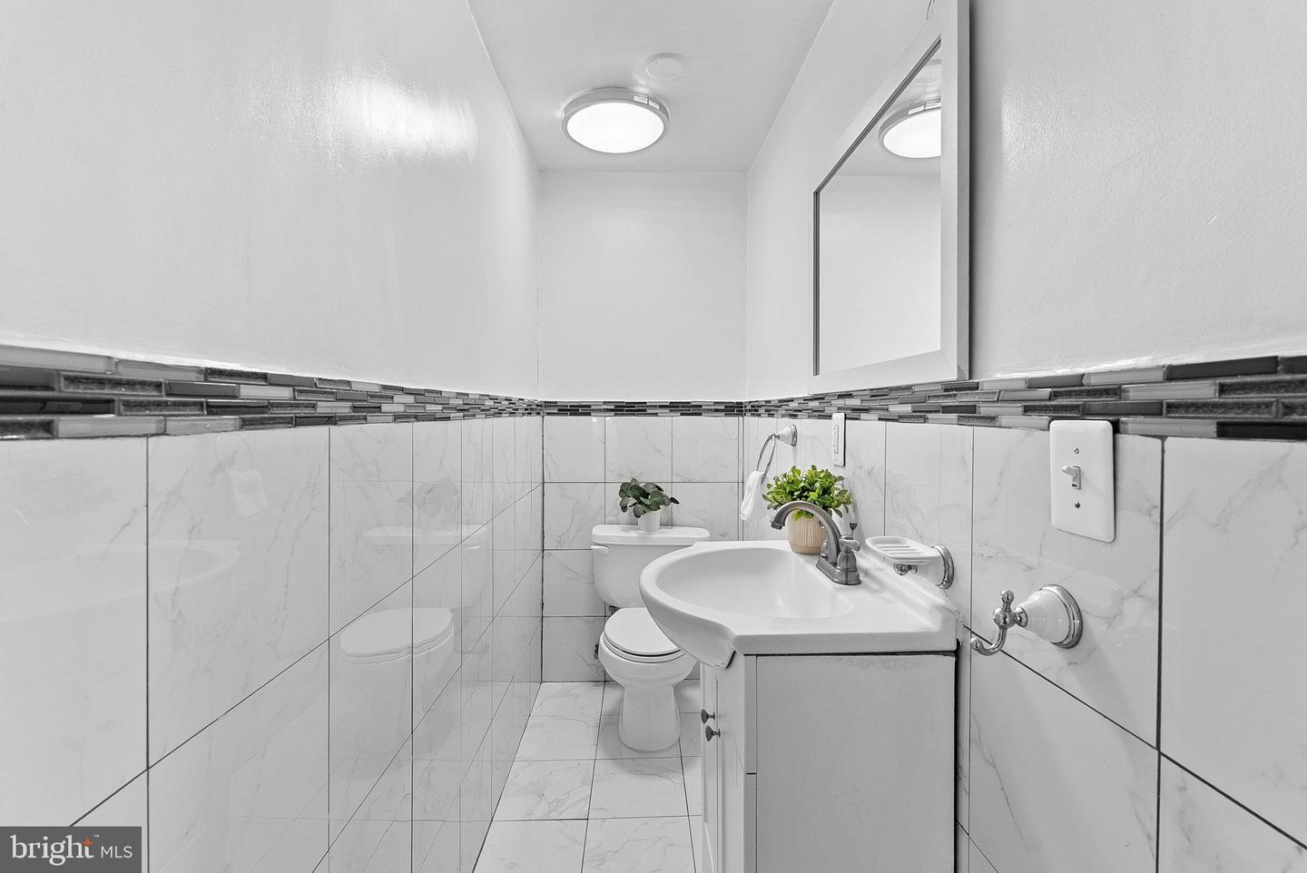 1404 MILBANK RD, WOODBRIDGE, Virginia 22191, 4 Bedrooms Bedrooms, ,3 BathroomsBathrooms,Residential,For sale,1404 MILBANK RD,VAPW2108746 MLS # VAPW2108746