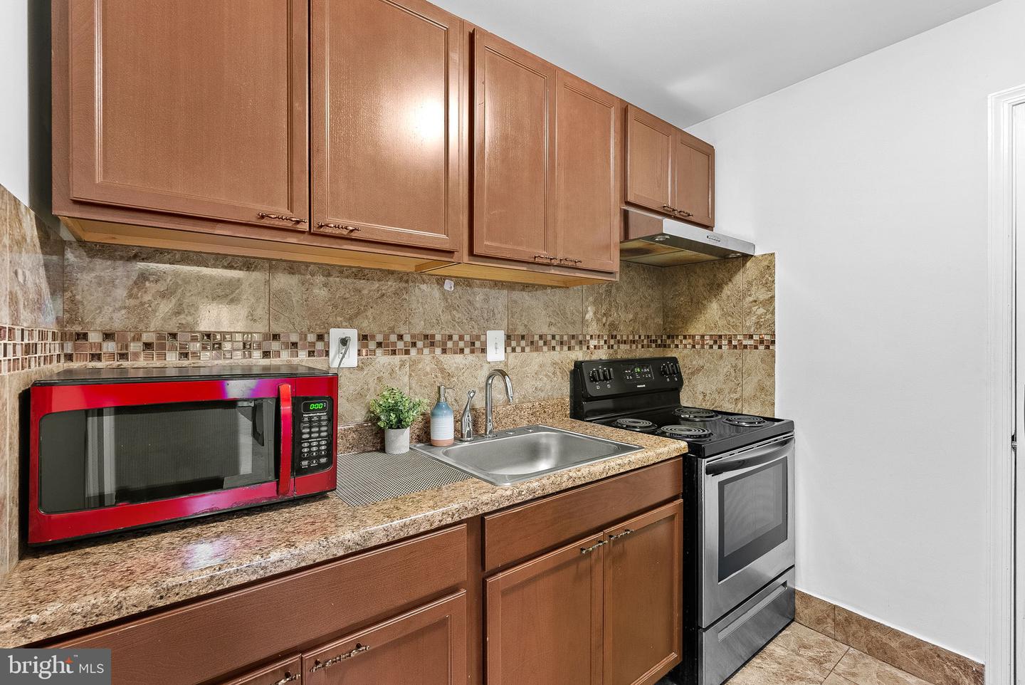 1404 MILBANK RD, WOODBRIDGE, Virginia 22191, 4 Bedrooms Bedrooms, ,3 BathroomsBathrooms,Residential,For sale,1404 MILBANK RD,VAPW2108746 MLS # VAPW2108746