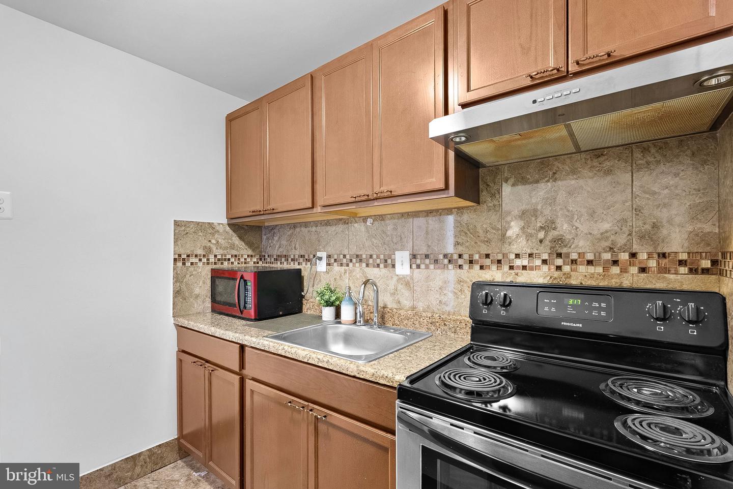 1404 MILBANK RD, WOODBRIDGE, Virginia 22191, 4 Bedrooms Bedrooms, ,3 BathroomsBathrooms,Residential,For sale,1404 MILBANK RD,VAPW2108746 MLS # VAPW2108746