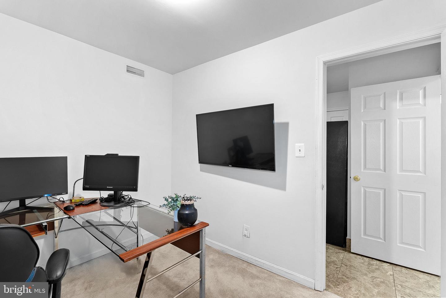 1404 MILBANK RD, WOODBRIDGE, Virginia 22191, 4 Bedrooms Bedrooms, ,3 BathroomsBathrooms,Residential,For sale,1404 MILBANK RD,VAPW2108746 MLS # VAPW2108746