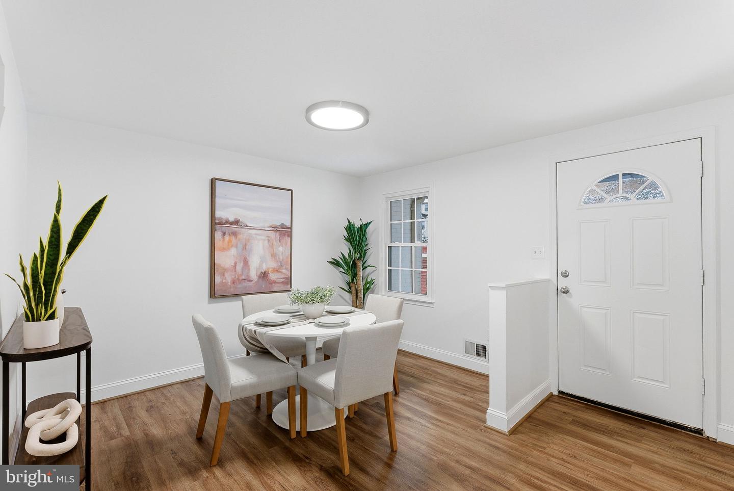 1404 MILBANK RD, WOODBRIDGE, Virginia 22191, 4 Bedrooms Bedrooms, ,3 BathroomsBathrooms,Residential,For sale,1404 MILBANK RD,VAPW2108746 MLS # VAPW2108746