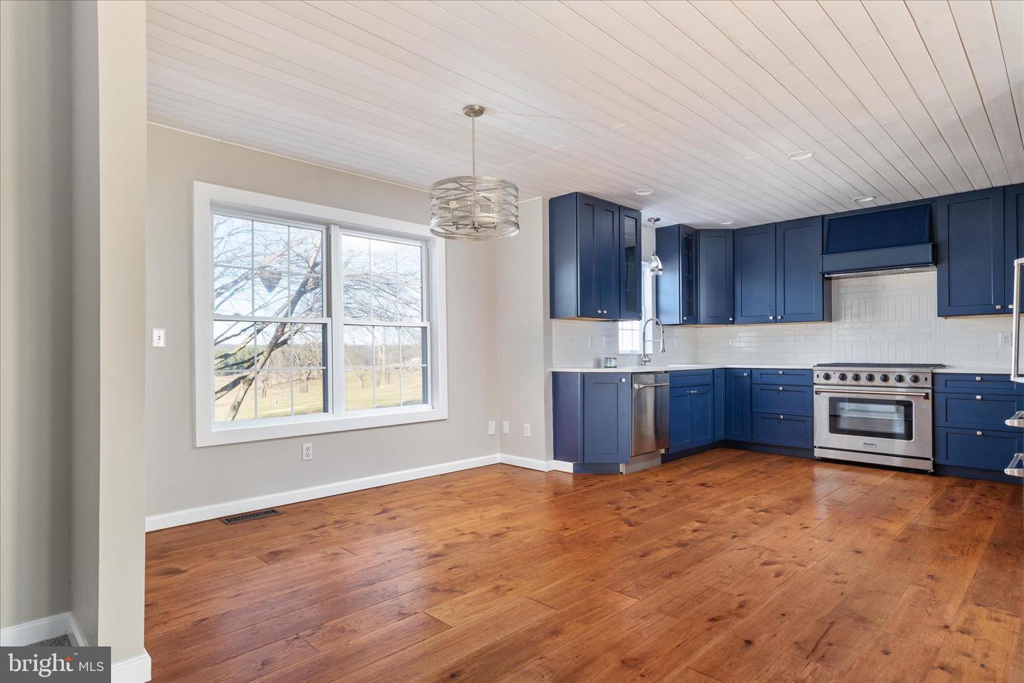 199 MEETING HOUSE DR, WINCHESTER, Virginia 22602, 5 Bedrooms Bedrooms, ,4 BathroomsBathrooms,Residential,For sale,199 MEETING HOUSE DR,VAFV2038354 MLS # VAFV2038354 199 MEETING HOUSE DR, WINCHESTER, Virginia 22602, 5 Bedrooms Bedrooms, ,4 BathroomsBathrooms,Residential,For sale,199 MEETING HOUSE DR,VAFV2038354 MLS # VAFV2038354