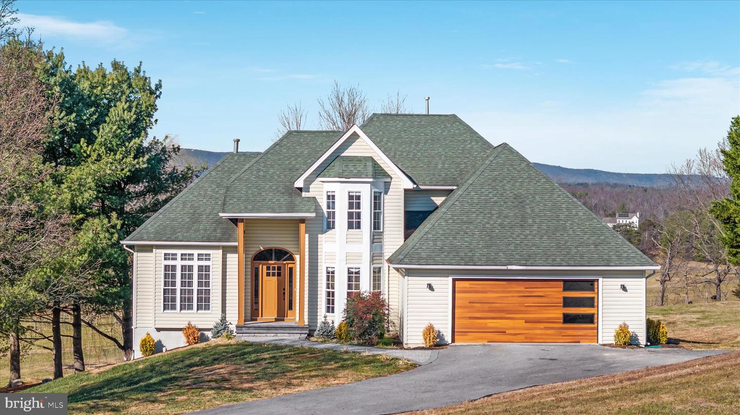 199 MEETING HOUSE DR, WINCHESTER, Virginia 22602, 5 Bedrooms Bedrooms, ,4 BathroomsBathrooms,Residential,For sale,199 MEETING HOUSE DR,VAFV2038354 MLS # VAFV2038354 199 MEETING HOUSE DR, WINCHESTER, Virginia 22602, 5 Bedrooms Bedrooms, ,4 BathroomsBathrooms,Residential,For sale,199 MEETING HOUSE DR,VAFV2038354 MLS # VAFV2038354