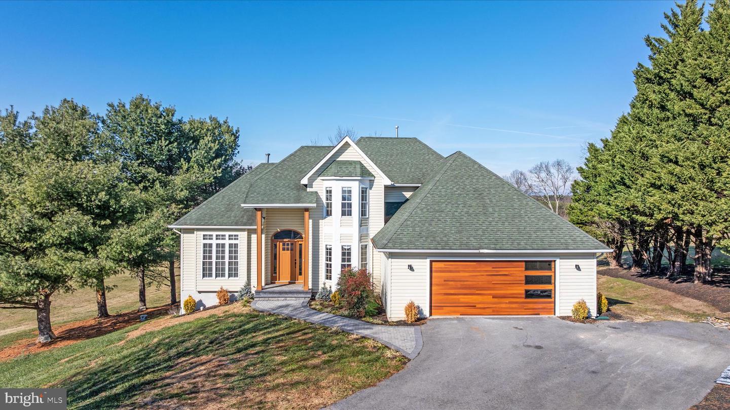 199 MEETING HOUSE DR, WINCHESTER, Virginia 22602, 5 Bedrooms Bedrooms, ,4 BathroomsBathrooms,Residential,For sale,199 MEETING HOUSE DR,VAFV2038354 MLS # VAFV2038354 199 MEETING HOUSE DR, WINCHESTER, Virginia 22602, 5 Bedrooms Bedrooms, ,4 BathroomsBathrooms,Residential,For sale,199 MEETING HOUSE DR,VAFV2038354 MLS # VAFV2038354