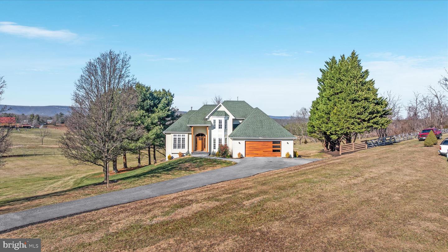 199 MEETING HOUSE DR, WINCHESTER, Virginia 22602, 5 Bedrooms Bedrooms, ,4 BathroomsBathrooms,Residential,For sale,199 MEETING HOUSE DR,VAFV2038354 MLS # VAFV2038354 199 MEETING HOUSE DR, WINCHESTER, Virginia 22602, 5 Bedrooms Bedrooms, ,4 BathroomsBathrooms,Residential,For sale,199 MEETING HOUSE DR,VAFV2038354 MLS # VAFV2038354