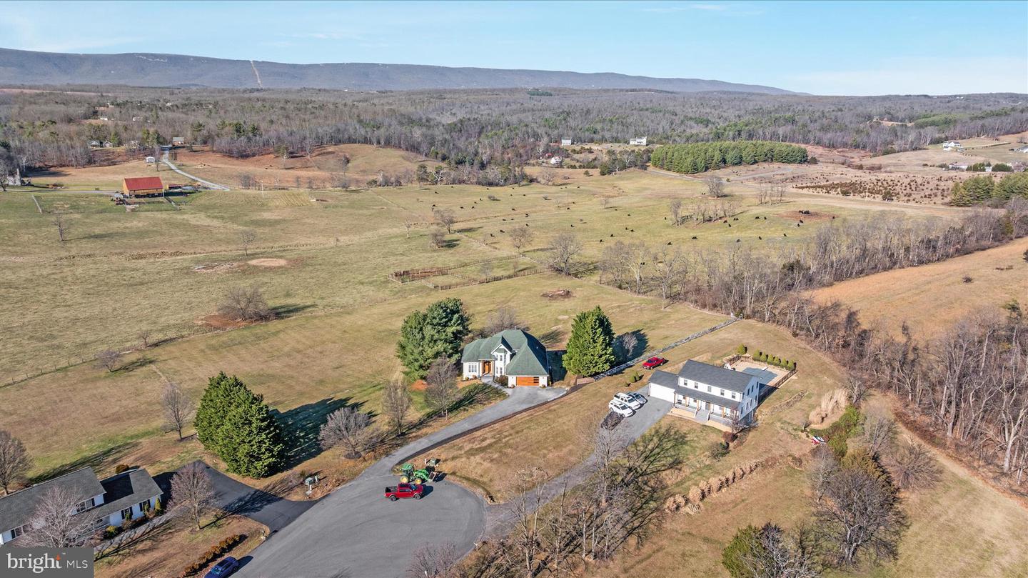 199 MEETING HOUSE DR, WINCHESTER, Virginia 22602, 5 Bedrooms Bedrooms, ,4 BathroomsBathrooms,Residential,For sale,199 MEETING HOUSE DR,VAFV2038354 MLS # VAFV2038354 199 MEETING HOUSE DR, WINCHESTER, Virginia 22602, 5 Bedrooms Bedrooms, ,4 BathroomsBathrooms,Residential,For sale,199 MEETING HOUSE DR,VAFV2038354 MLS # VAFV2038354