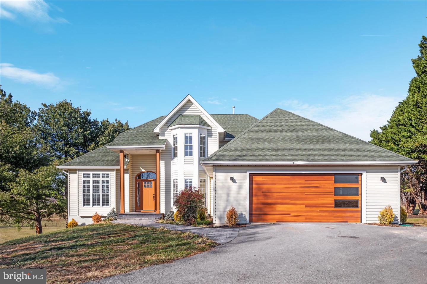 199 MEETING HOUSE DR, WINCHESTER, Virginia 22602, 5 Bedrooms Bedrooms, ,4 BathroomsBathrooms,Residential,For sale,199 MEETING HOUSE DR,VAFV2038354 MLS # VAFV2038354 199 MEETING HOUSE DR, WINCHESTER, Virginia 22602, 5 Bedrooms Bedrooms, ,4 BathroomsBathrooms,Residential,For sale,199 MEETING HOUSE DR,VAFV2038354 MLS # VAFV2038354