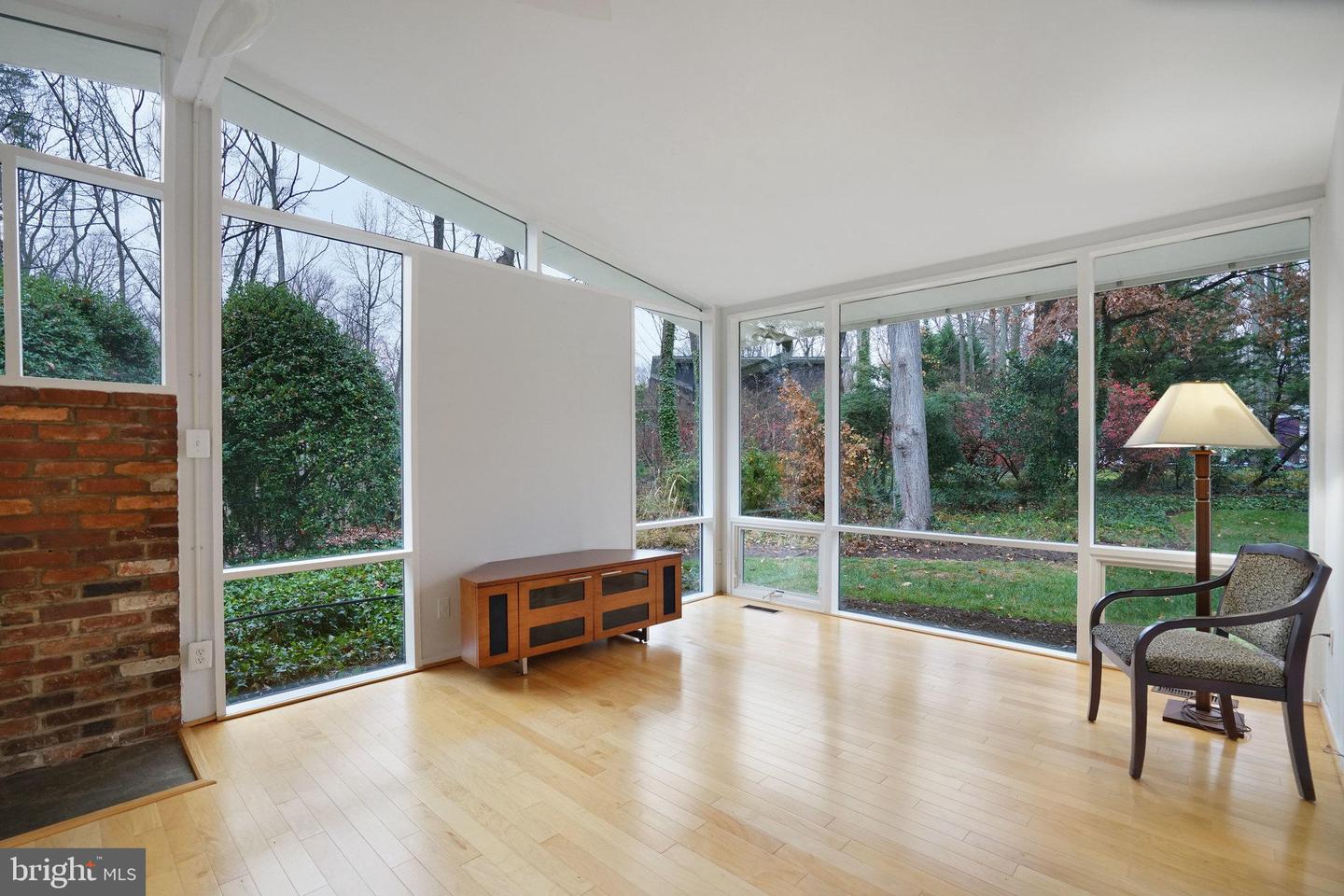 2406 BRENTWOOD PL, ALEXANDRIA, Virginia 22306, 3 Bedrooms Bedrooms, ,2 BathroomsBathrooms,Residential,For sale,2406 BRENTWOOD PL,VAFX2281820 MLS # VAFX2281820 2406 BRENTWOOD PL, ALEXANDRIA, Virginia 22306, 3 Bedrooms Bedrooms, ,2 BathroomsBathrooms,Residential,For sale,2406 BRENTWOOD PL,VAFX2281820 MLS # VAFX2281820