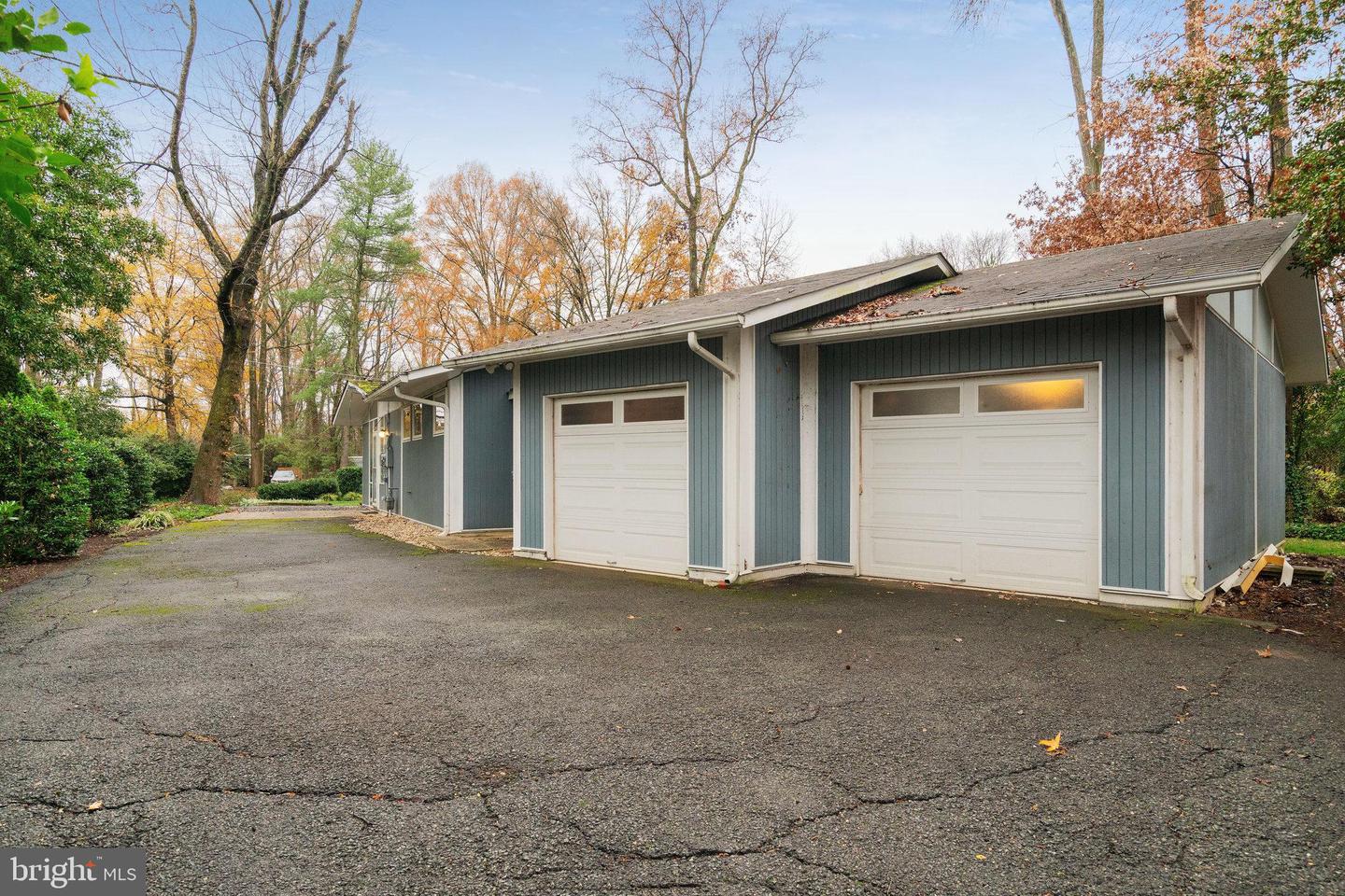 2406 BRENTWOOD PL, ALEXANDRIA, Virginia 22306, 3 Bedrooms Bedrooms, ,2 BathroomsBathrooms,Residential,For sale,2406 BRENTWOOD PL,VAFX2281820 MLS # VAFX2281820 2406 BRENTWOOD PL, ALEXANDRIA, Virginia 22306, 3 Bedrooms Bedrooms, ,2 BathroomsBathrooms,Residential,For sale,2406 BRENTWOOD PL,VAFX2281820 MLS # VAFX2281820