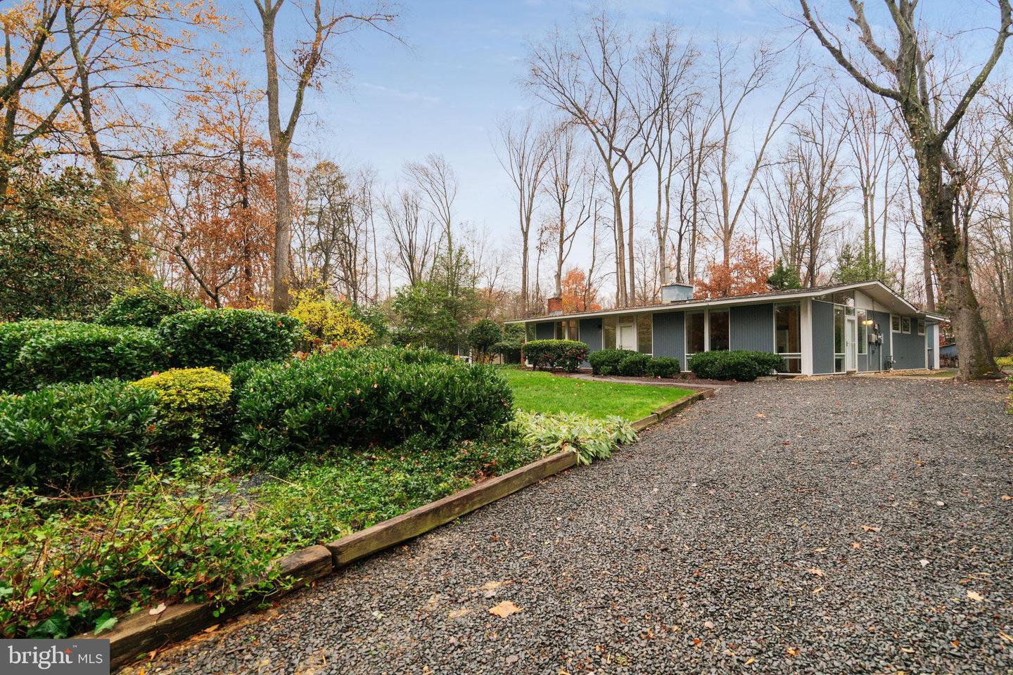 2406 BRENTWOOD PL, ALEXANDRIA, Virginia 22306, 3 Bedrooms Bedrooms, ,2 BathroomsBathrooms,Residential,For sale,2406 BRENTWOOD PL,VAFX2281820 MLS # VAFX2281820 2406 BRENTWOOD PL, ALEXANDRIA, Virginia 22306, 3 Bedrooms Bedrooms, ,2 BathroomsBathrooms,Residential,For sale,2406 BRENTWOOD PL,VAFX2281820 MLS # VAFX2281820