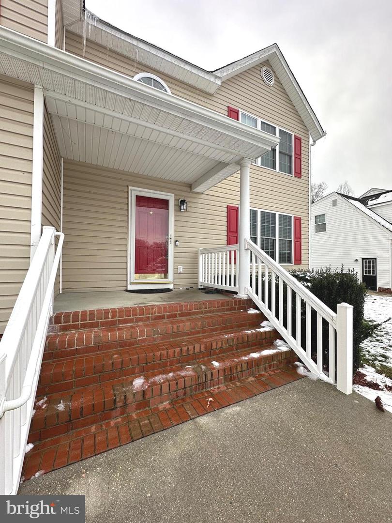 4343 STATELY OAK RD, NORTH CHESTERFIELD, Virginia 23224, 4 Bedrooms Bedrooms, ,2 BathroomsBathrooms,Residential,For sale,4343 STATELY OAK RD,VACF2001338 MLS # VACF2001338