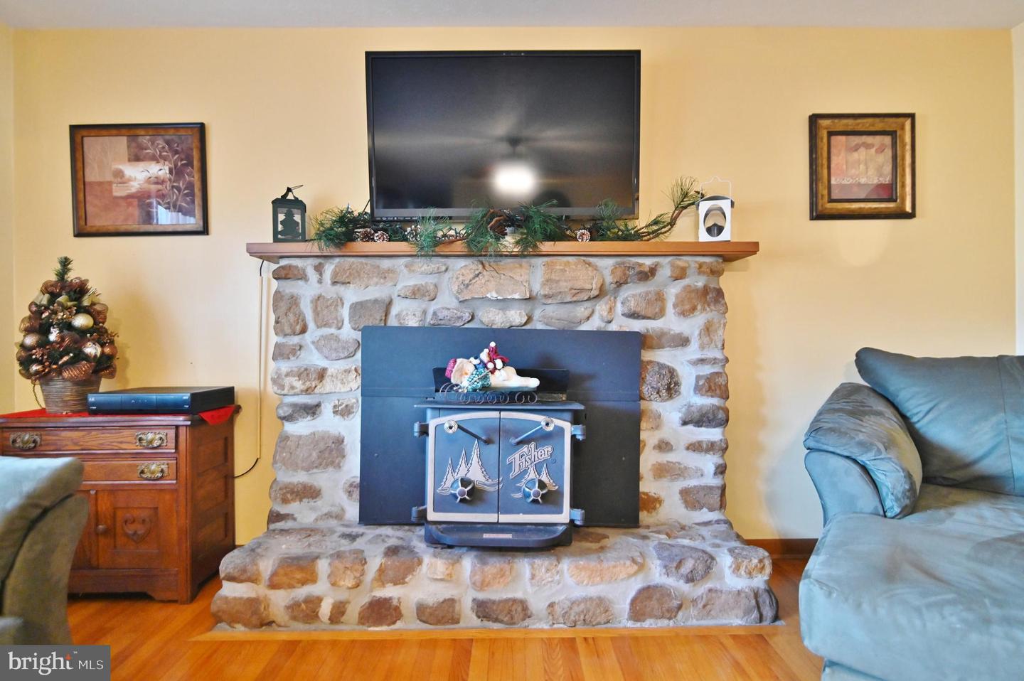 2148 ALONZAVILLE RD, WOODSTOCK, Virginia 22664, 4 Bedrooms Bedrooms, ,2 BathroomsBathrooms,Residential,For sale,2148 ALONZAVILLE RD,VASH2013164 MLS # VASH2013164 2148 ALONZAVILLE RD, WOODSTOCK, Virginia 22664, 4 Bedrooms Bedrooms, ,2 BathroomsBathrooms,Residential,For sale,2148 ALONZAVILLE RD,VASH2013164 MLS # VASH2013164