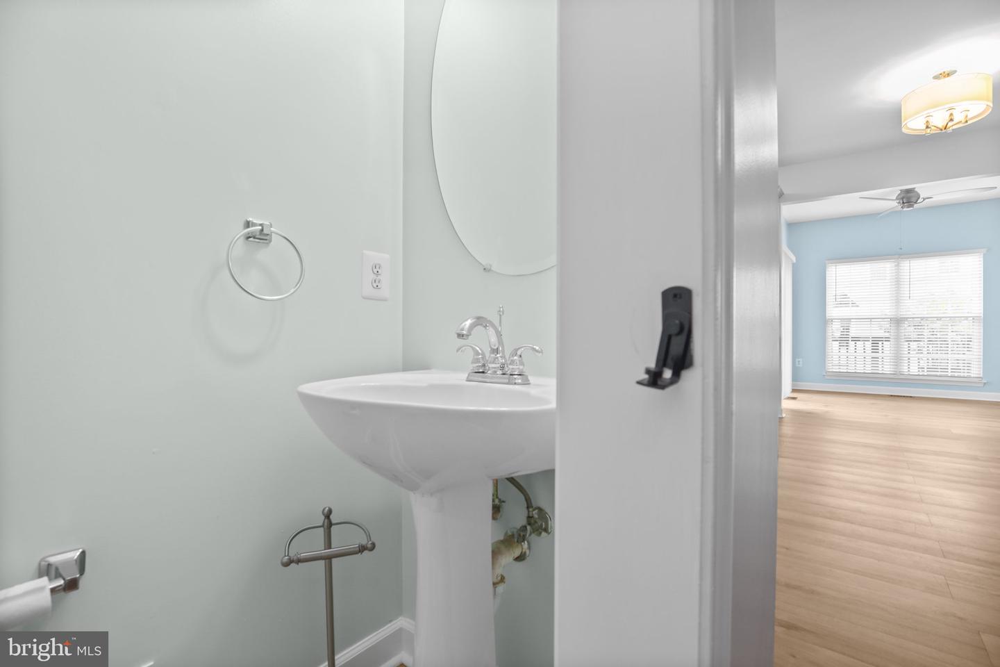 12324 MALVERN WAY, BRISTOW, Virginia 20136, 3 Bedrooms Bedrooms, 10 Rooms Rooms,2 BathroomsBathrooms,Residential,For sale,12324 MALVERN WAY,VAPW2108800 MLS # VAPW2108800