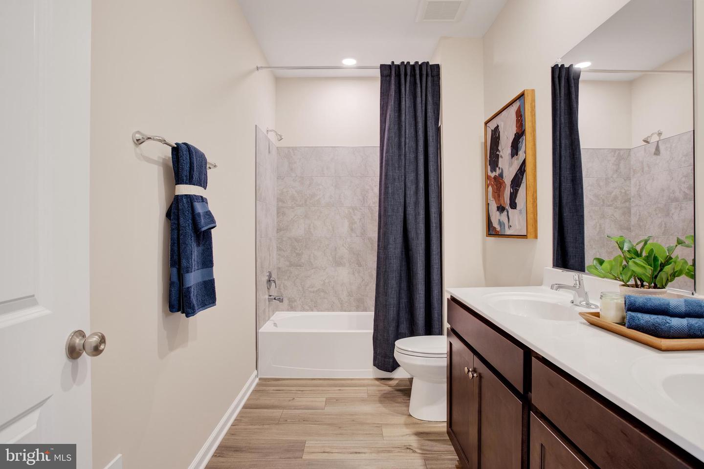 1006 SWALLOWTAIL LN, MANASSAS, Virginia 20110, 3 Bedrooms Bedrooms, ,2 BathroomsBathrooms,Residential,For sale,1006 SWALLOWTAIL LN,VAMN2009788 MLS # VAMN2009788