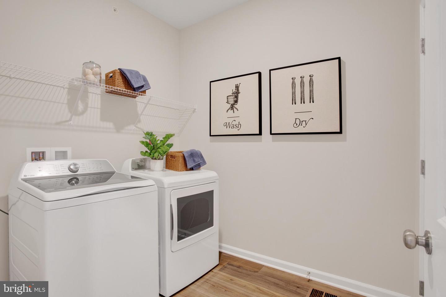 1006 SWALLOWTAIL LN, MANASSAS, Virginia 20110, 3 Bedrooms Bedrooms, ,2 BathroomsBathrooms,Residential,For sale,1006 SWALLOWTAIL LN,VAMN2009788 MLS # VAMN2009788