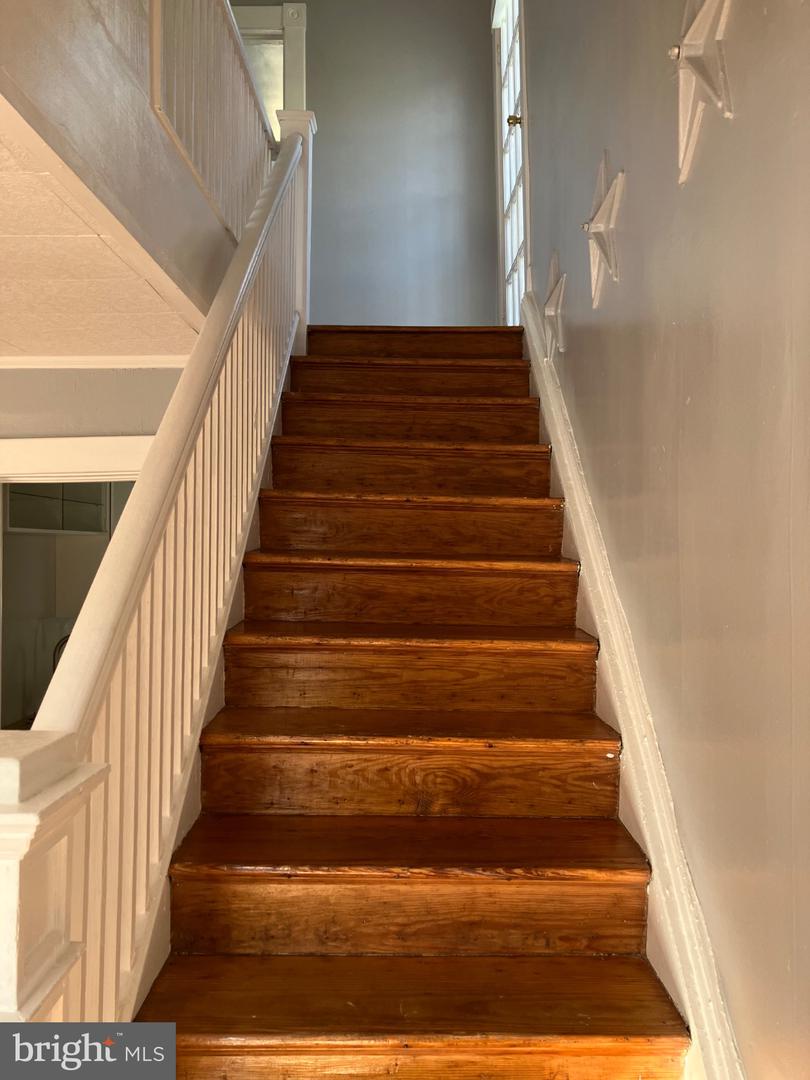 20 W CLIFFORD ST, WINCHESTER, Virginia 22601, 3 Bedrooms Bedrooms, 5 Rooms Rooms,1 BathroomBathrooms,Residential,For sale,20 W CLIFFORD ST,VAWI2009578 MLS # VAWI2009578 20 W CLIFFORD ST, WINCHESTER, Virginia 22601, 3 Bedrooms Bedrooms, 5 Rooms Rooms,1 BathroomBathrooms,Residential,For sale,20 W CLIFFORD ST,VAWI2009578 MLS # VAWI2009578