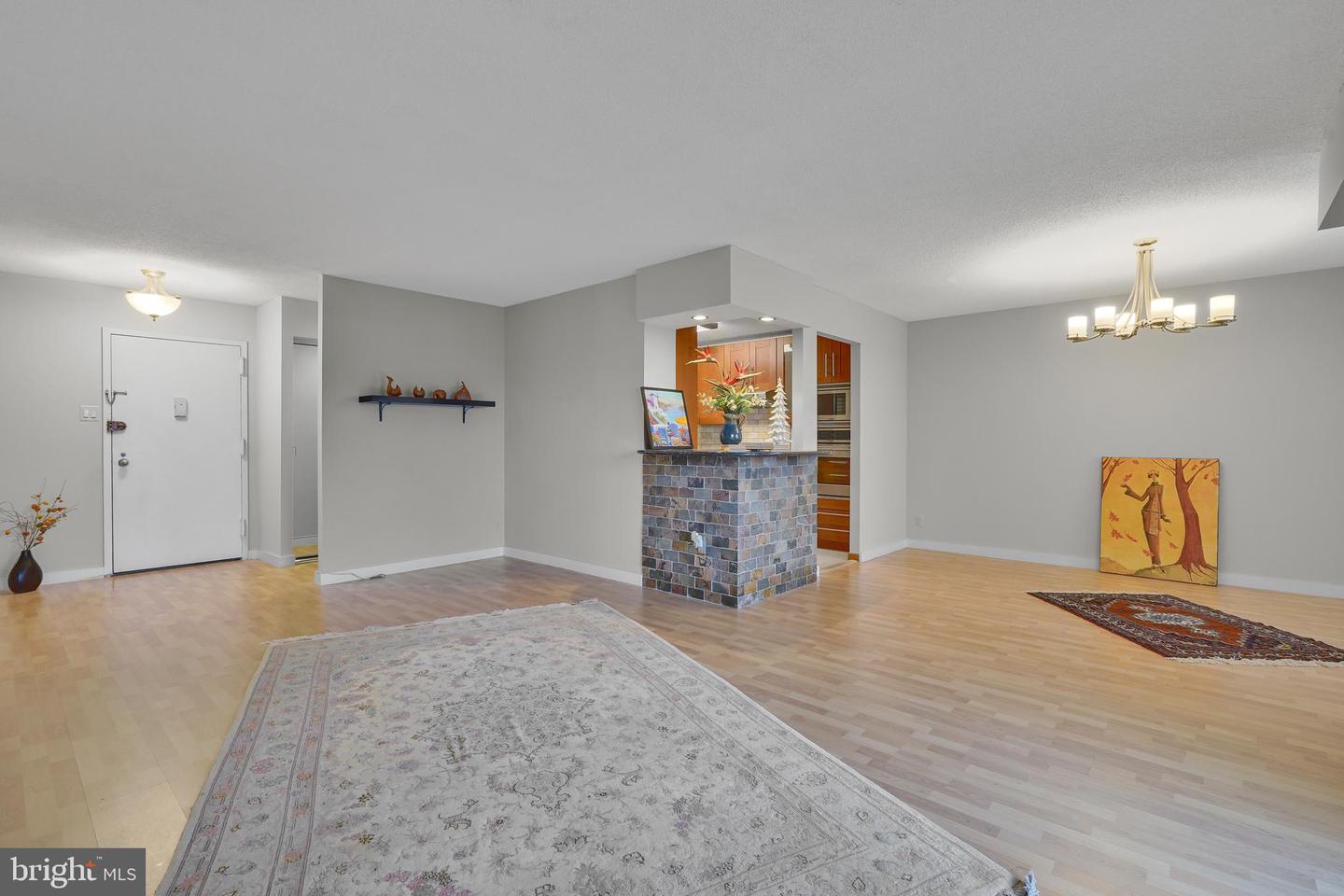 307 YOAKUM PKWY #609, ALEXANDRIA, Virginia 22304, 2 Bedrooms Bedrooms, ,2 BathroomsBathrooms,Residential,For sale,307 YOAKUM PKWY #609,VAAX2052284 MLS # VAAX2052284