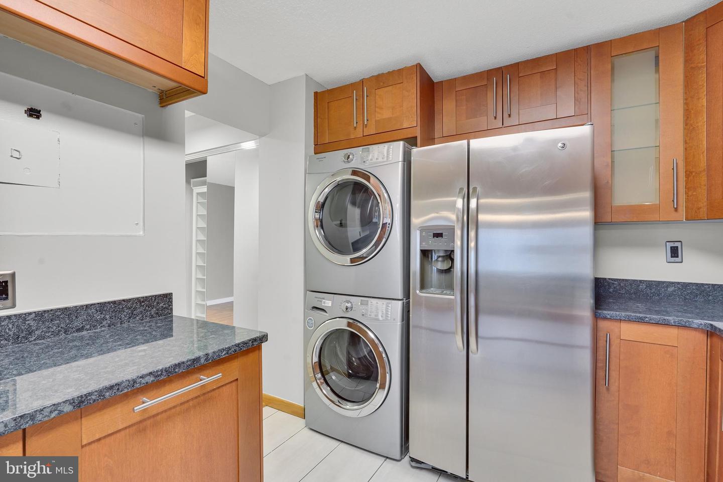 307 YOAKUM PKWY #609, ALEXANDRIA, Virginia 22304, 2 Bedrooms Bedrooms, ,2 BathroomsBathrooms,Residential,For sale,307 YOAKUM PKWY #609,VAAX2052284 MLS # VAAX2052284