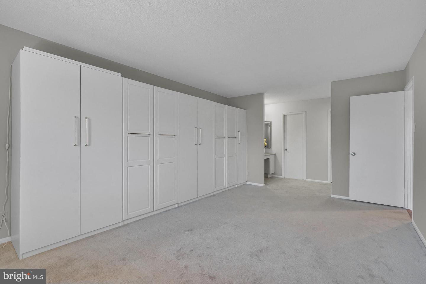 307 YOAKUM PKWY #609, ALEXANDRIA, Virginia 22304, 2 Bedrooms Bedrooms, ,2 BathroomsBathrooms,Residential,For sale,307 YOAKUM PKWY #609,VAAX2052284 MLS # VAAX2052284